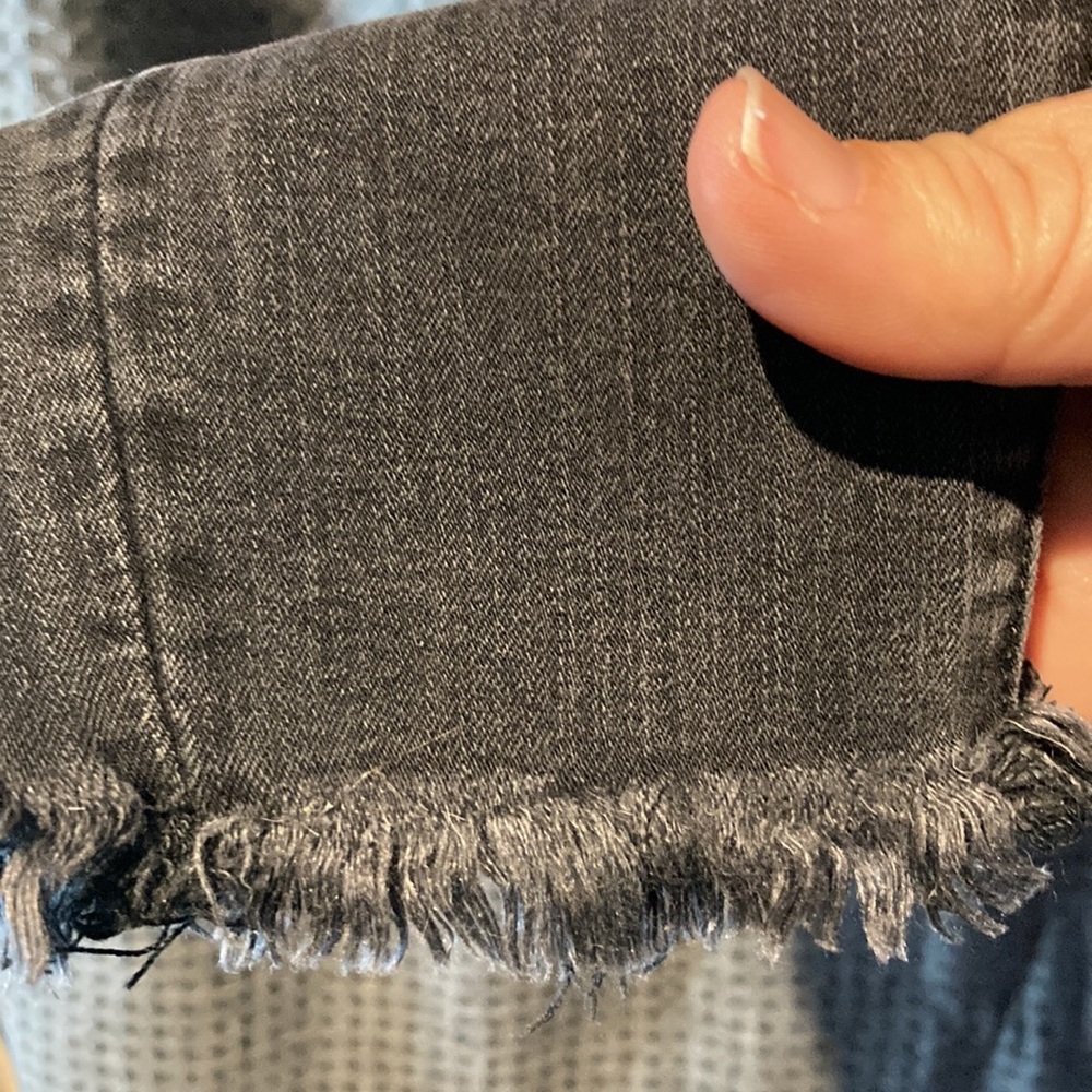 American Eagle Jeans - Picture 4 of 6